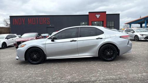 2019 Toyota Camry SE