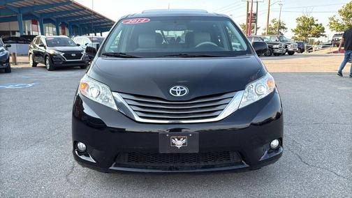 2014 Toyota Sienna XLE