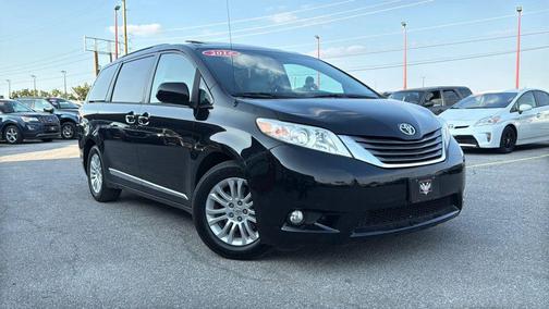 2014 Toyota Sienna XLE