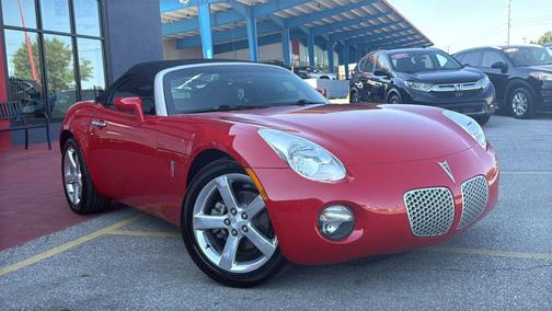 2006 Pontiac Solstice Convertible 2D