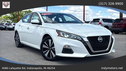 Pearl White Tricoat 2021 Nissan Altima 2.5 SV