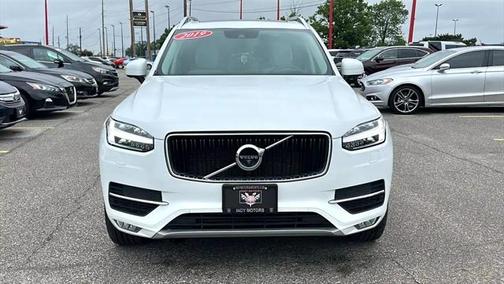 2019 Volvo XC90 T5 Momentum