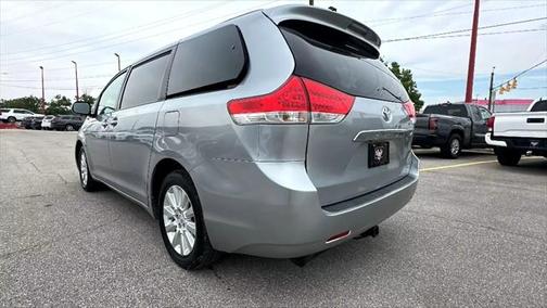 2014 Toyota Sienna LE