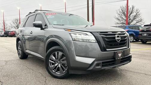 2022 Nissan Pathfinder SV 4WD