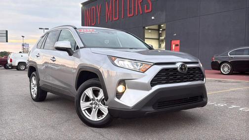 2020 Toyota RAV4 XLE