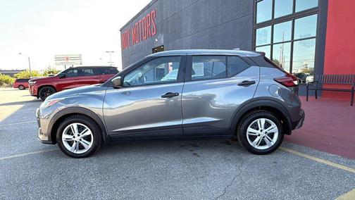 2021 Nissan Kicks S
