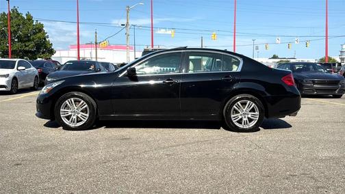 2013 INFINITI G37x Base
