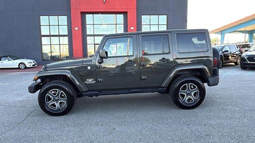 2015 Jeep Wrangler Unlimited Sahara