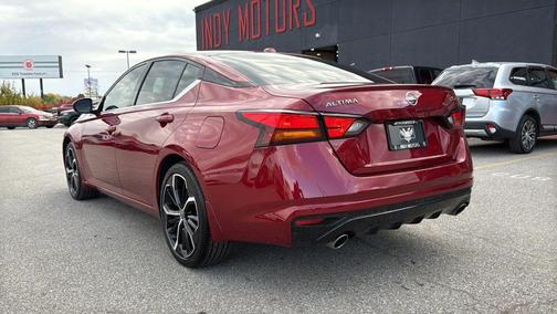 2025 Nissan Altima SR FWD