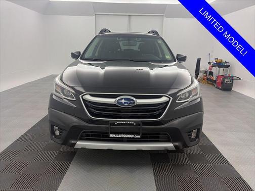 Crystal Black Silica 2020 Subaru Outback Limited