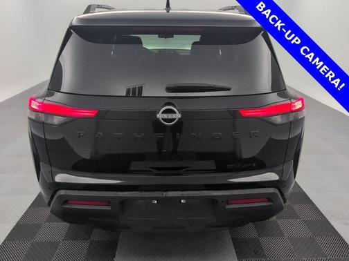 2024 Nissan Pathfinder SV 4WD