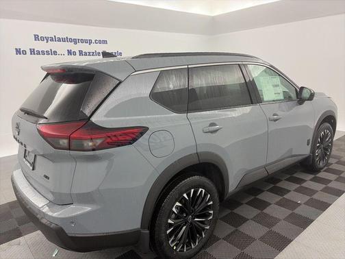 Boulder Gray Pearl 2026 Nissan Rogue Dark Armor
