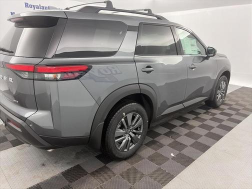 2025 Nissan Pathfinder SV 4WD