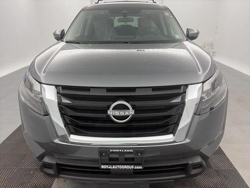 2025 Nissan Pathfinder SV 4WD