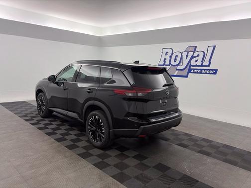 Super Black 2027 Nissan Rogue Dark Armor