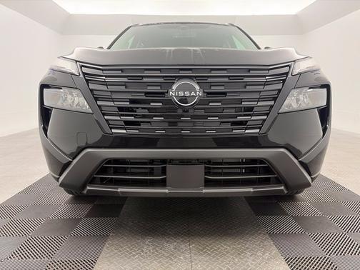 Super Black 2027 Nissan Rogue Dark Armor
