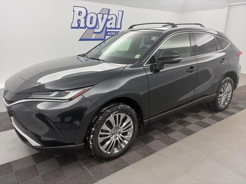 2022 Toyota Venza XLE