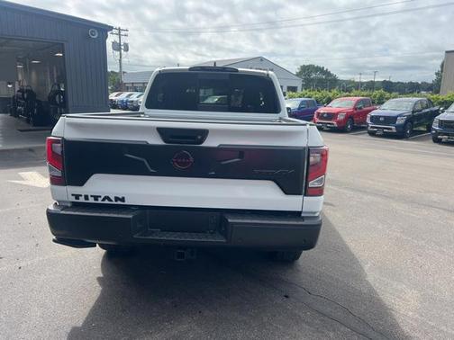 Glacier White 2023 Nissan Titan PRO-4X