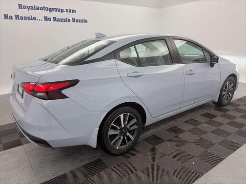 2025 Nissan Versa 1.6 SV