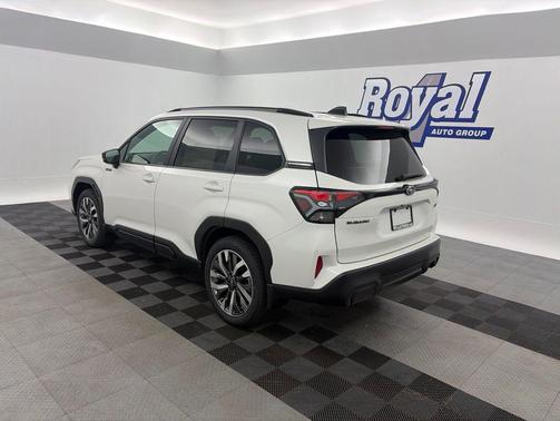Crystal White Pearl 2026 Subaru Forester Hybrid Touring