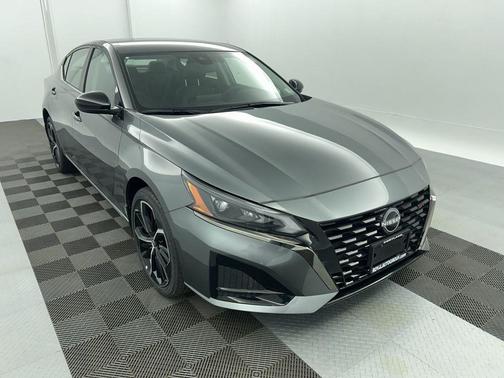 2025 Nissan Altima SR AWD