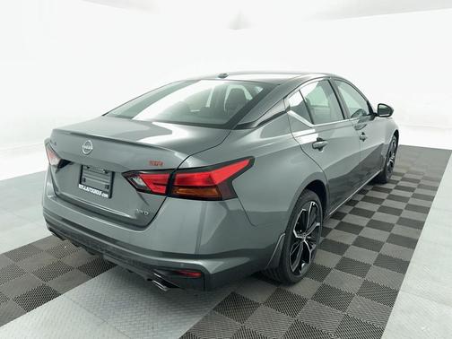 2025 Nissan Altima SR AWD