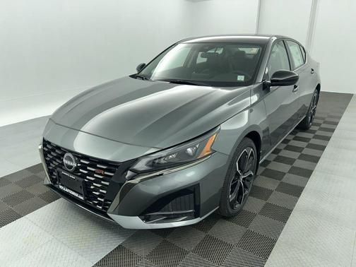 2025 Nissan Altima SR AWD