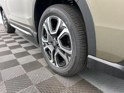 2025 Subaru Ascent Limited 7-Passenger