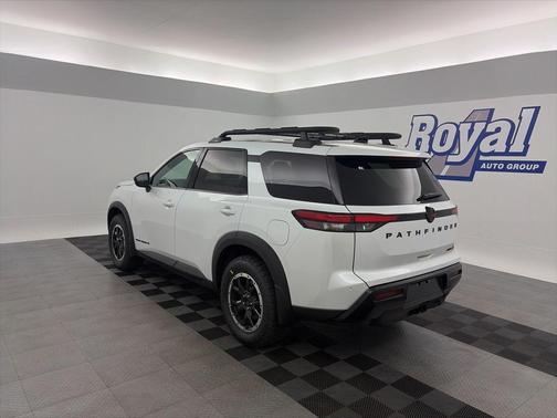 Everest White Pearl Tricoat 2026 Nissan Pathfinder Rock Creek