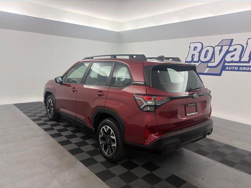 Crimson Red Pearl 2025 Subaru Forester Base