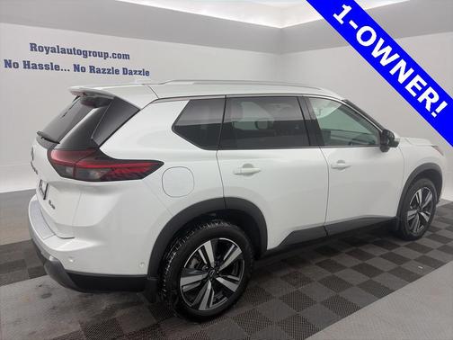 2024 Nissan Rogue SL