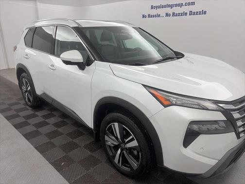 2024 Nissan Rogue SL