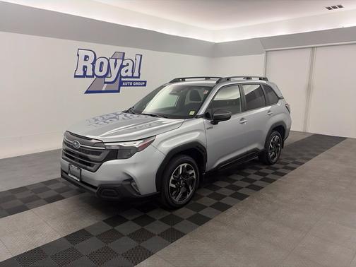 Ice Silver Metallic 2025 Subaru Forester Hybrid Premium