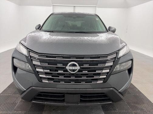 Gun Metallic 2026 Nissan Rogue SV