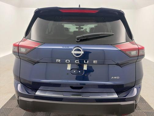 Deep Ocean Blue Pearl 2026 Nissan Rogue SV