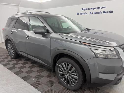 2025 Nissan Pathfinder SL 4WD