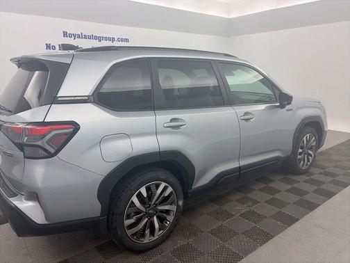 Ice Silver Metallic 2026 Subaru Forester Hybrid Touring