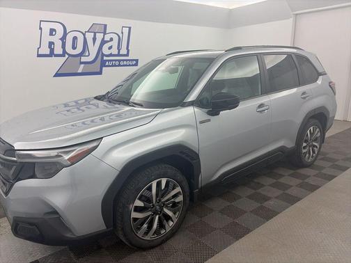 Ice Silver Metallic 2026 Subaru Forester Hybrid Touring