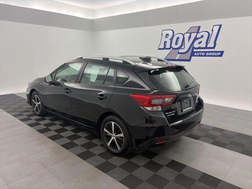 Crystal Black Silica 2023 Subaru Impreza Premium