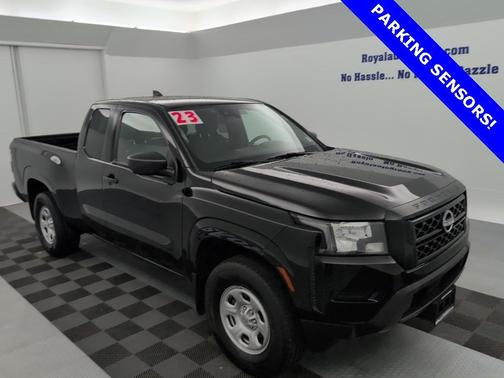 2023 Nissan Frontier S