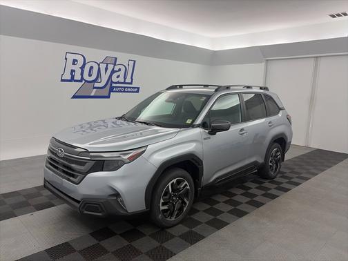 Ice Silver Metallic 2026 Subaru Forester AWD