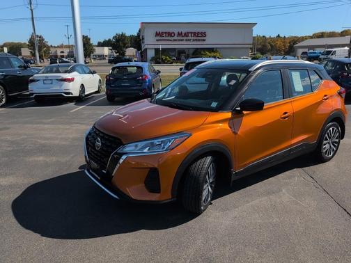 2021 Nissan Kicks SV