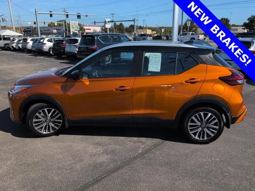2021 Nissan Kicks SV