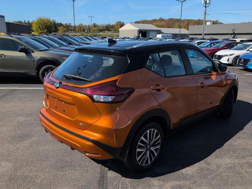 2021 Nissan Kicks SV