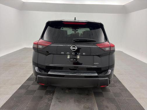 Super Black 2026 Nissan Rogue SV