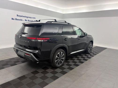 Super Black 2026 Nissan Pathfinder Platinum