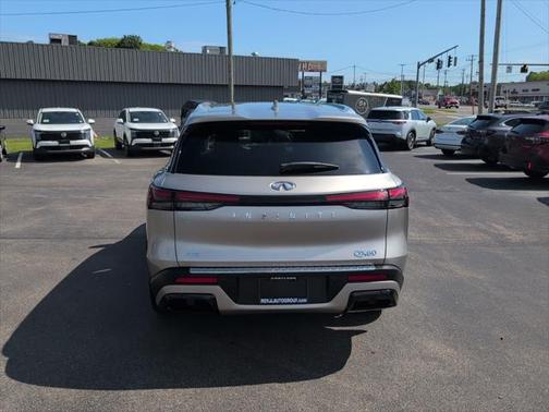 2024 INFINITI QX60 Luxe