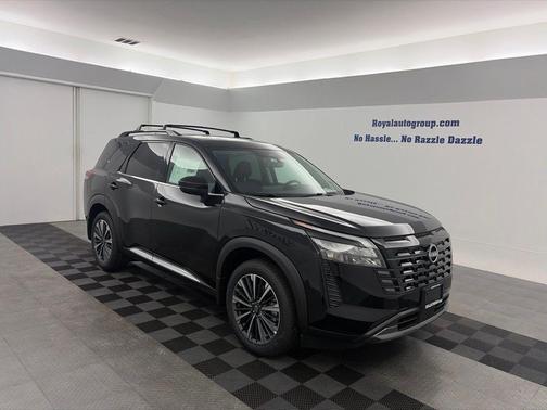 Super Black 2026 Nissan Pathfinder Platinum