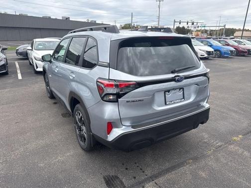 2025 Subaru Forester Hybrid Premium