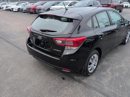 2022 Subaru Impreza Base